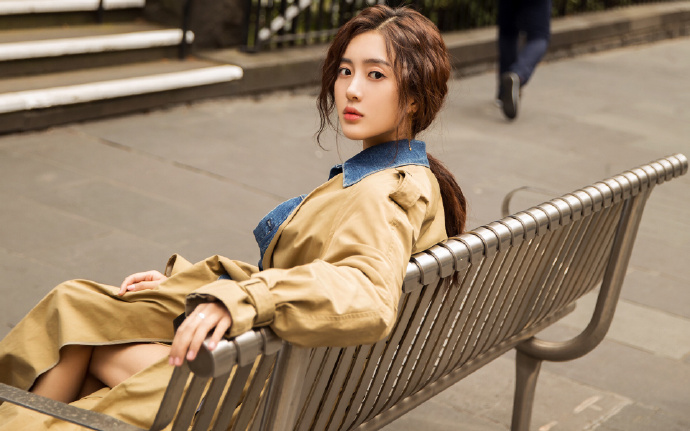 首趟哈萨克斯坦进口铬铁中欧（亚）班列抵晋